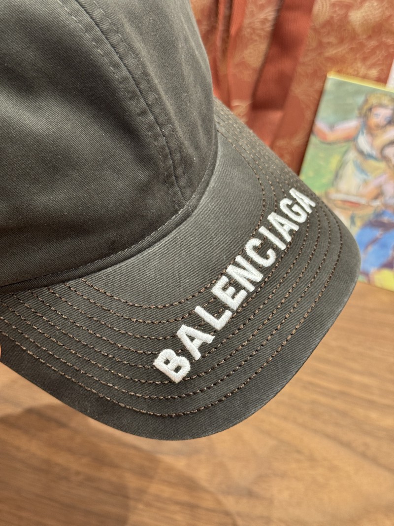 Balenciaga Letter Embroidered Baseball Cap 5