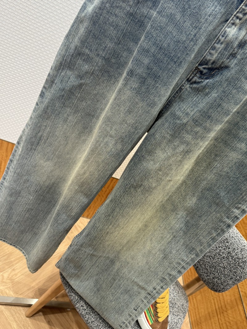 Balenciaga Distressed Wash Jeans 3