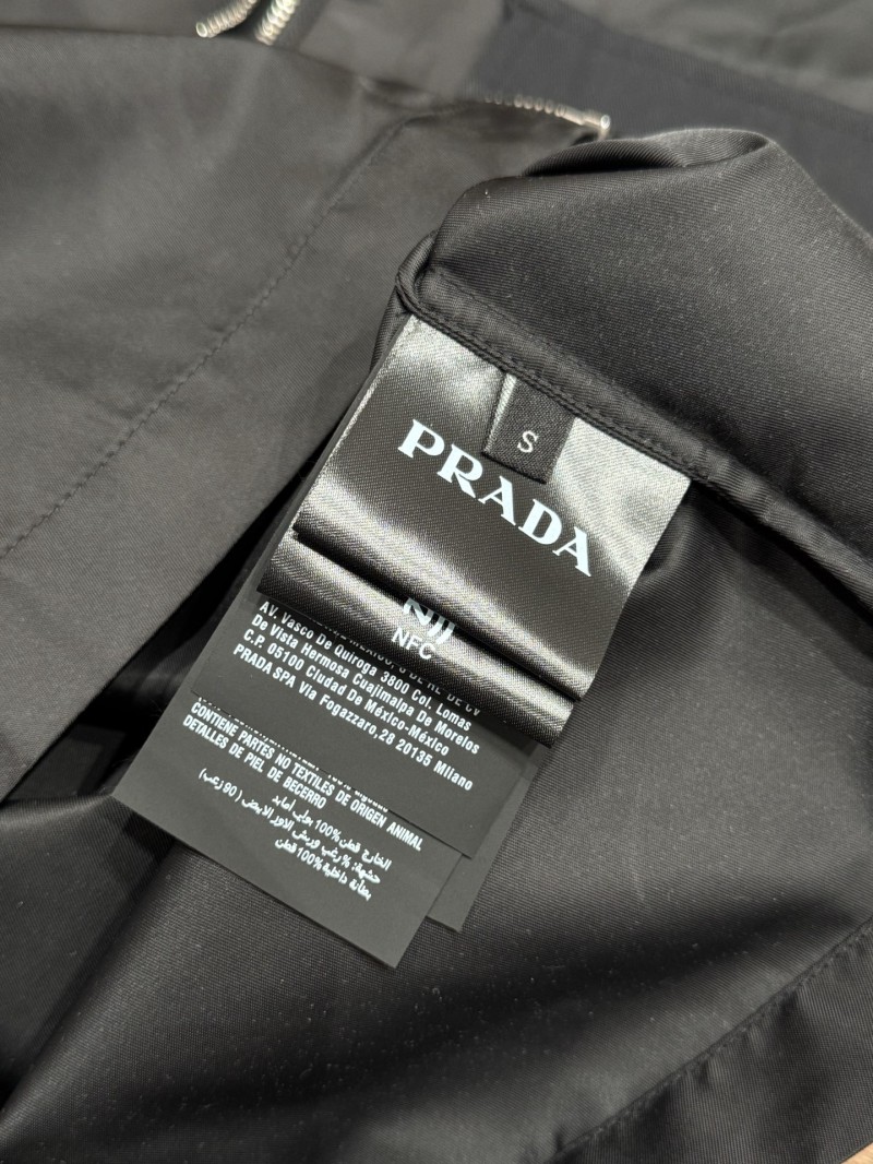 Prada Nylon Pocket Triangle Label Zipper Jacket 8
