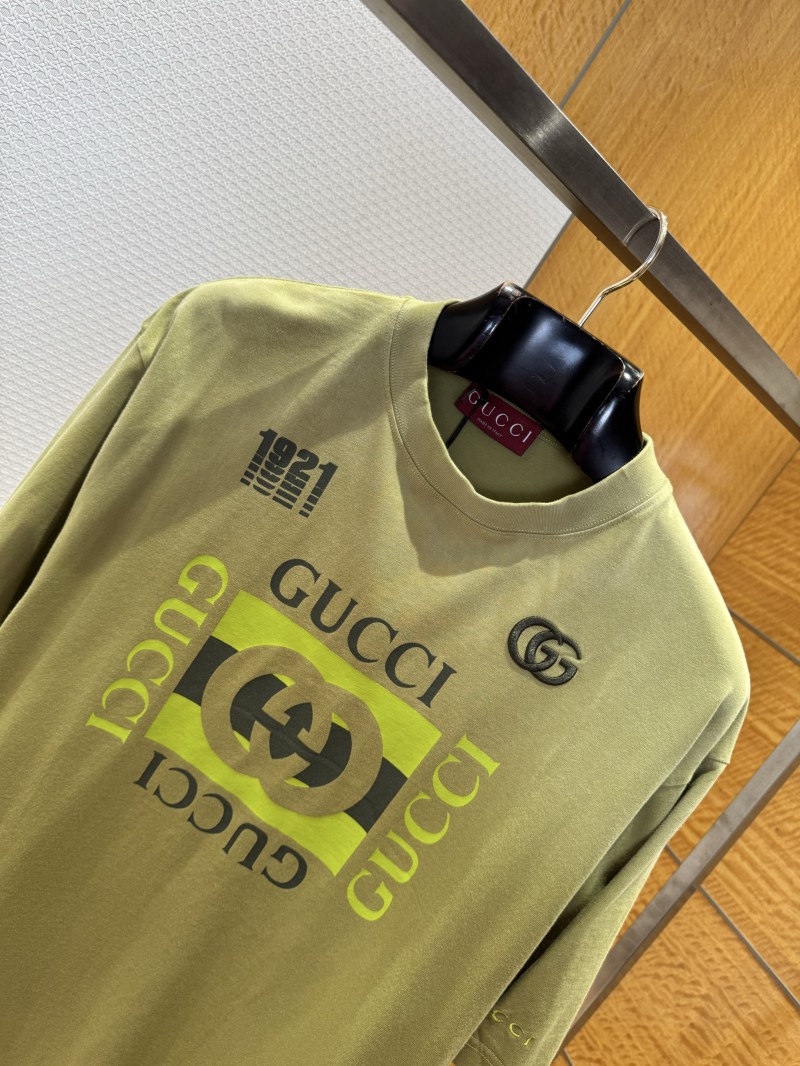 Gucci Printed Crew Neck Short-Sleeve T-Shirt 2