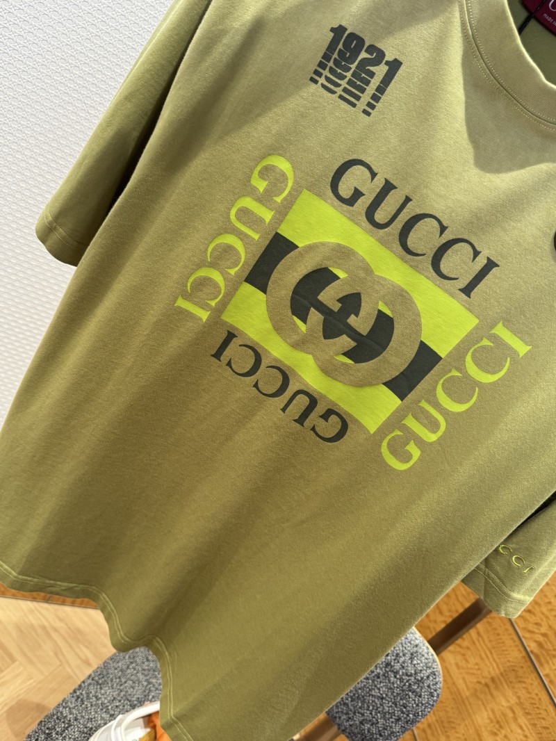 Gucci Printed Crew Neck Short-Sleeve T-Shirt 3