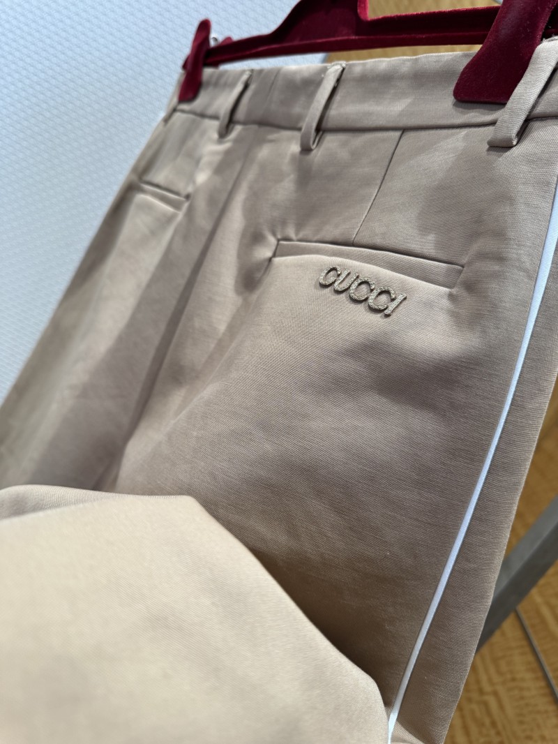Gucci Logo Embroidered Collarless Casual Set 8