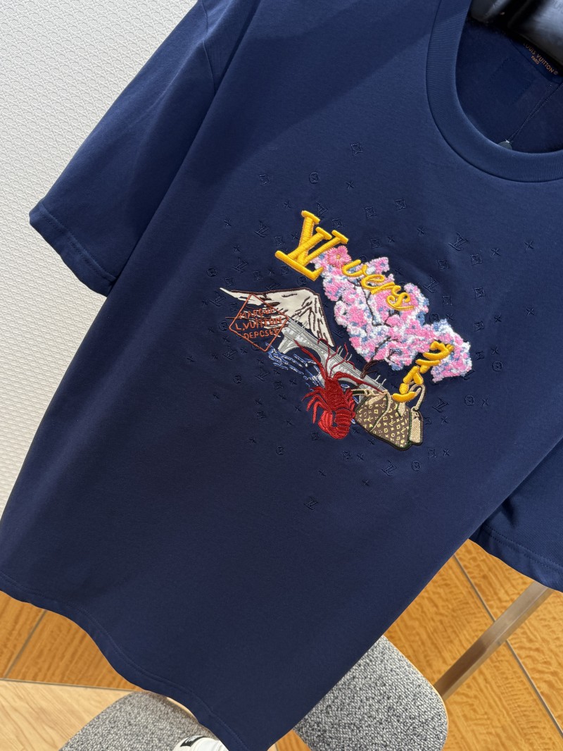 LV Embroidered Crew Neck Short-Sleeve T-Shirt 3