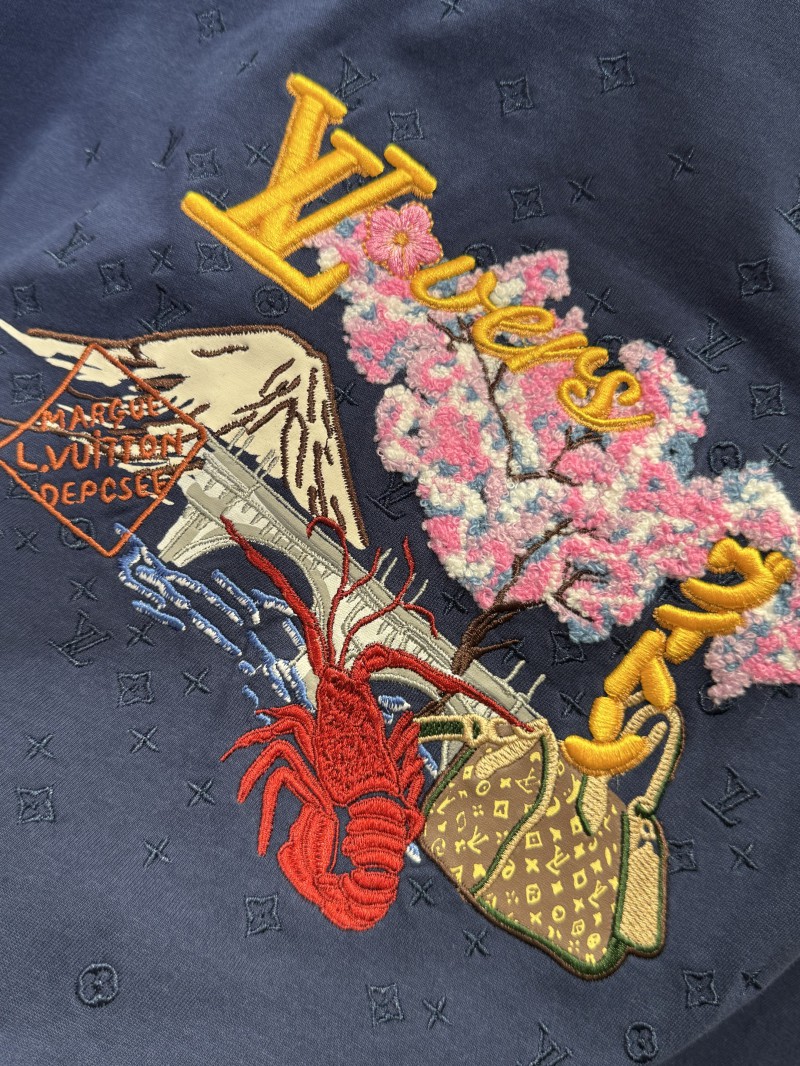 LV Embroidered Crew Neck Short-Sleeve T-Shirt 5