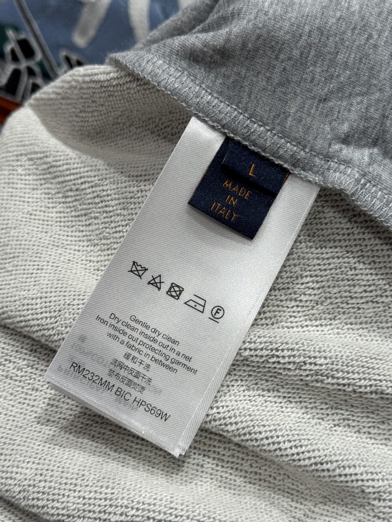 LV Embroidered Crewneck Sweatshirt 8