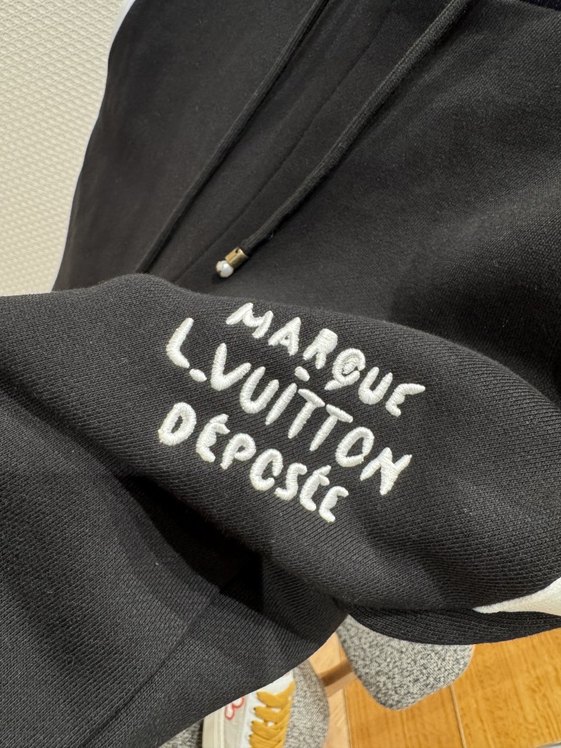 LV Logo Embroidered Shorts 3