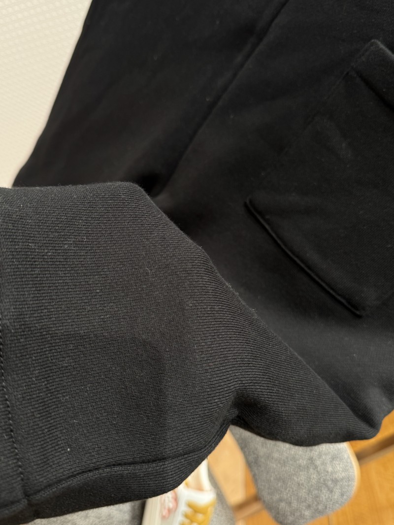 LV Logo Embroidered Shorts 5