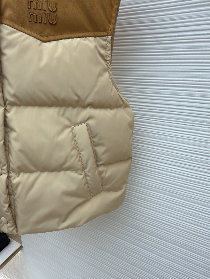 Miu Miu Color-Blocked Short Drawstring Down Vest 6
