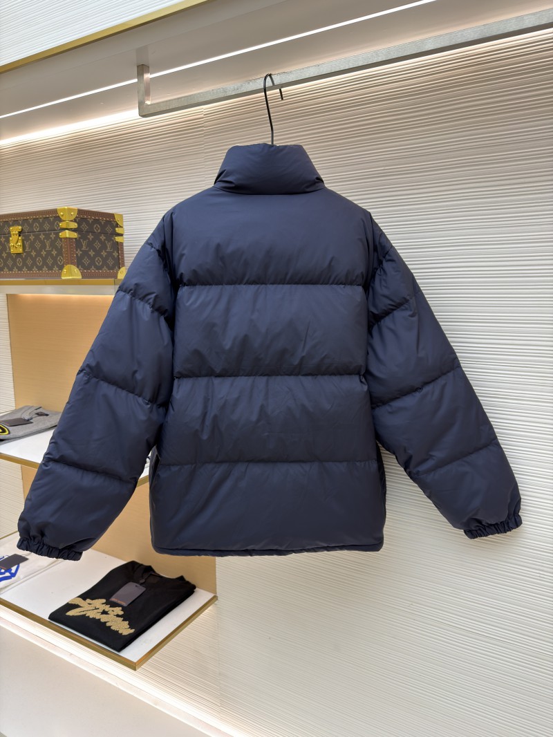 Miu Miu Double-Faced Stand Collar Micro-Logo Zipper Long-Sleeve Down Jacket 1
