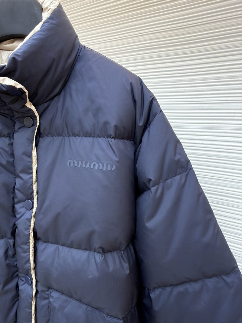Miu Miu Double-Faced Stand Collar Micro-Logo Zipper Long-Sleeve Down Jacket 5