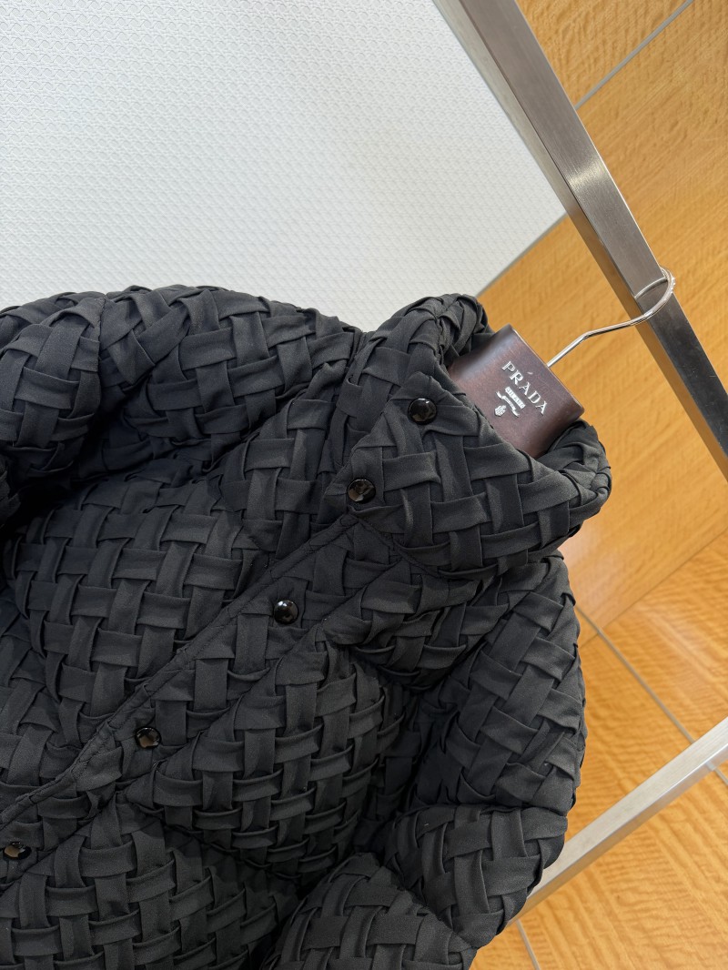 Bottega Veneta Knitted Down Jacket 4