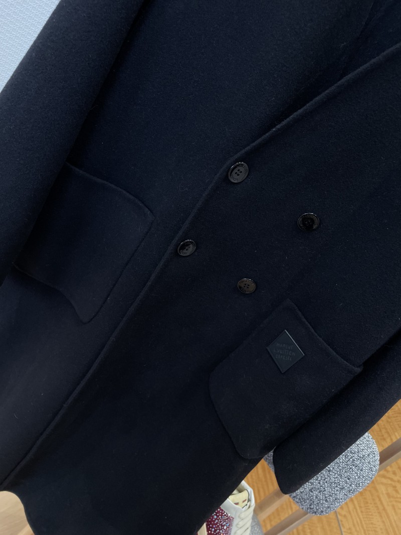 LV Collarless Double-Breasted Wool Coat 3