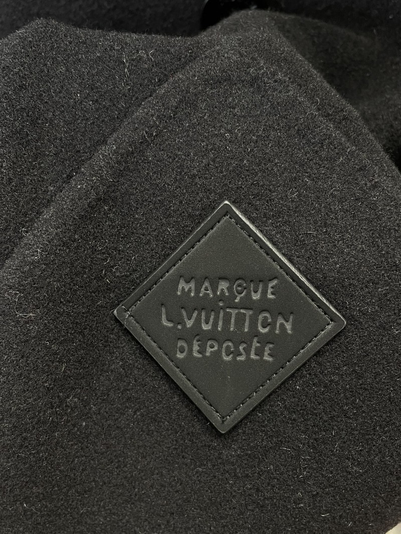LV Collarless Double-Breasted Wool Coat 4