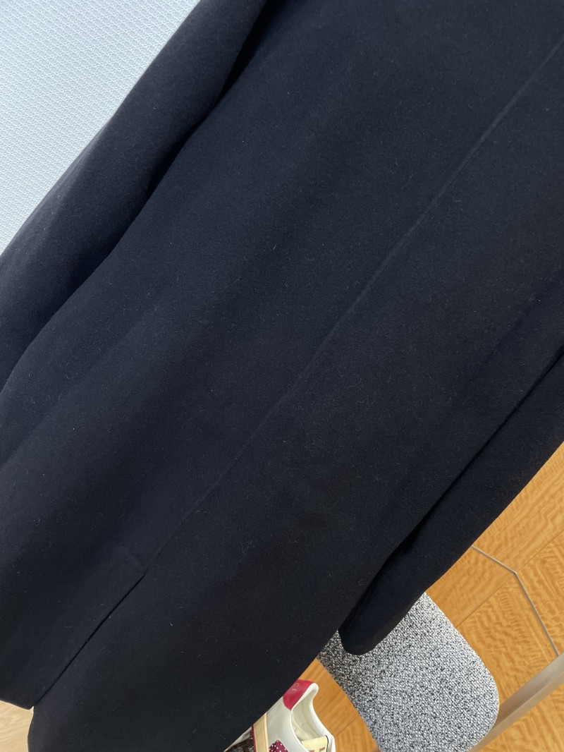 LV Collarless Double-Breasted Wool Coat 6
