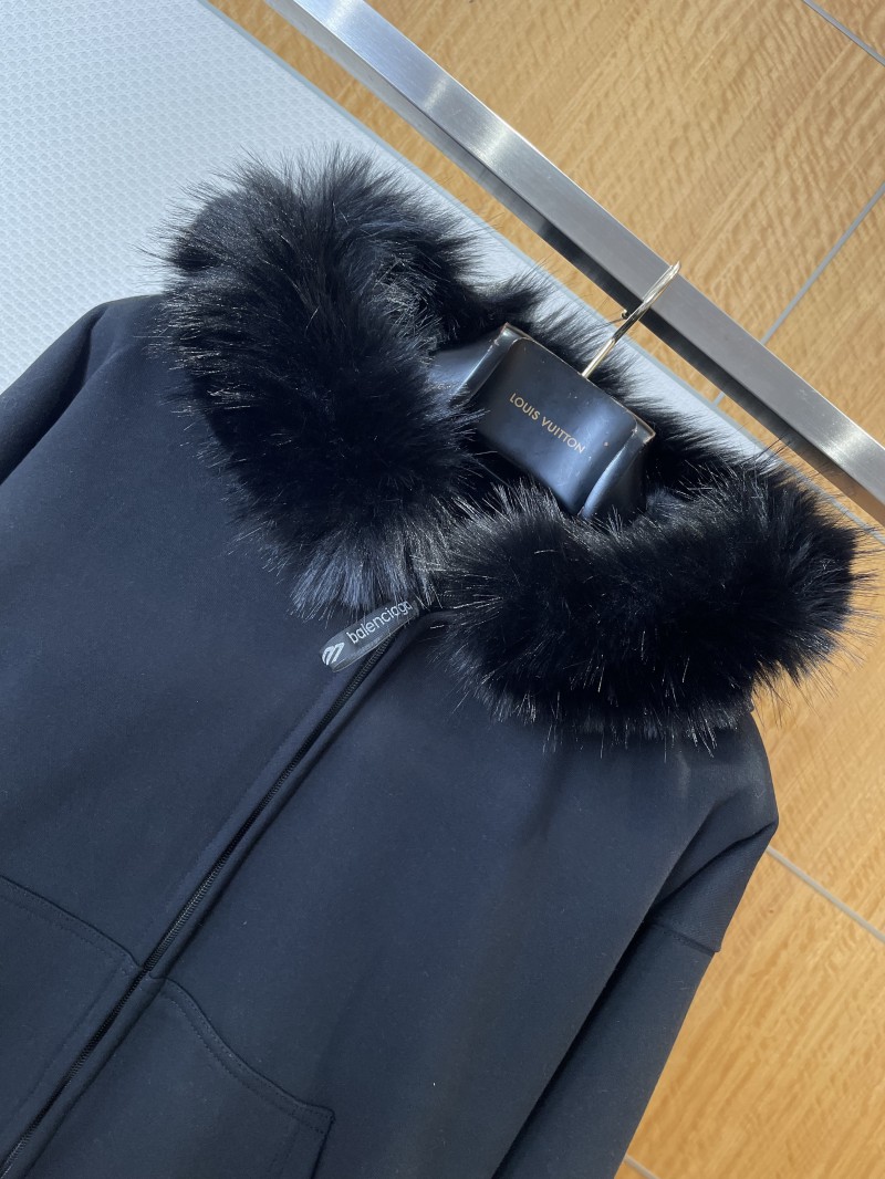 Balenciaga Long-Sleeve Zip-Up Hoodie with Fur Collar 2