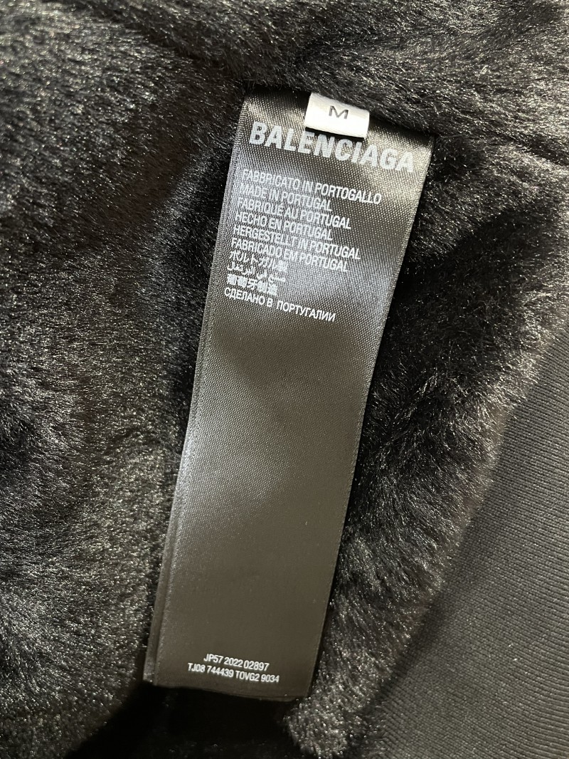Balenciaga Long-Sleeve Zip-Up Hoodie with Fur Collar 8