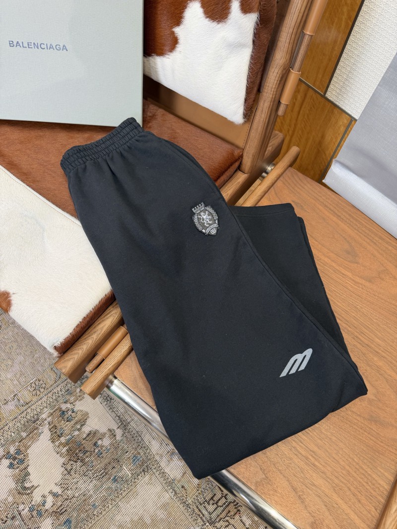Balenciaga Ski Collection Manchester United Crest Sweatpants 7