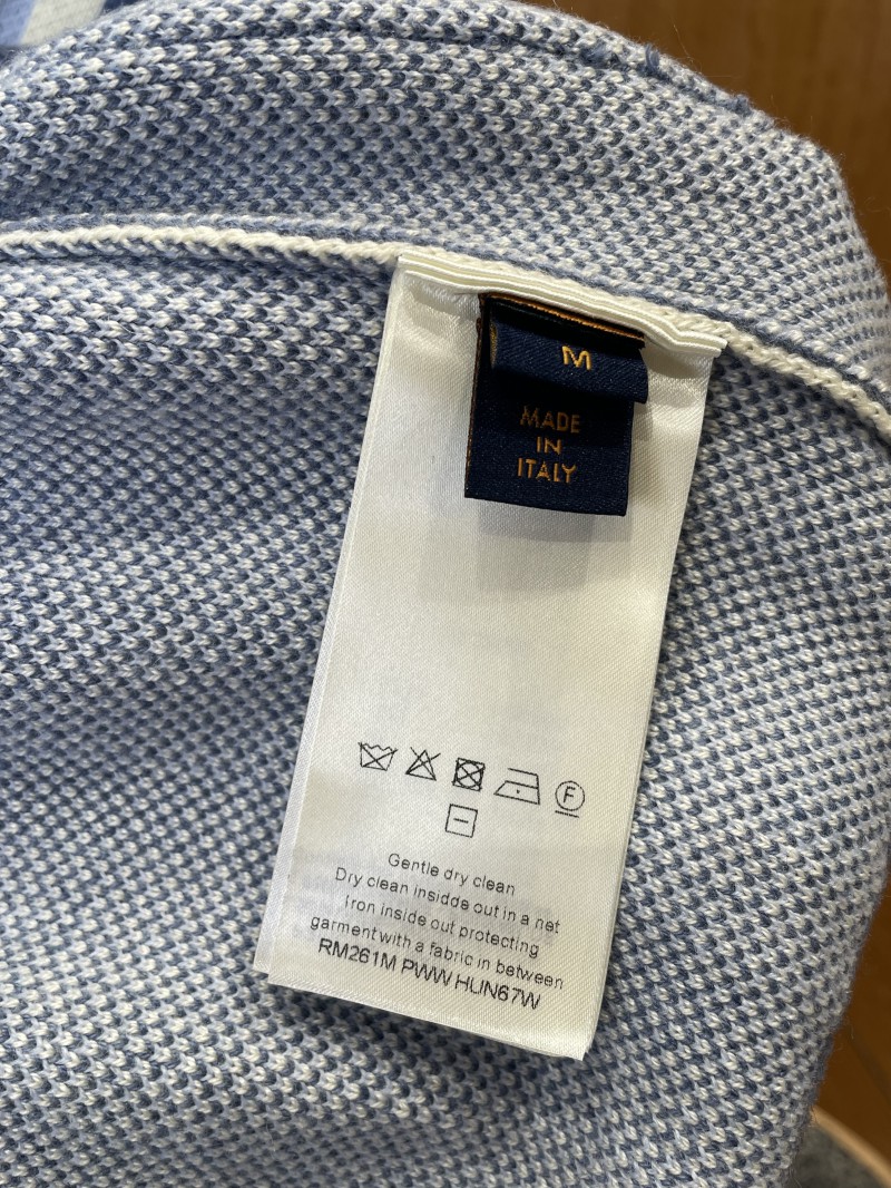 LV 2026 SpringSummer Collection New Blue and White Vertical Striped Cardigan 8