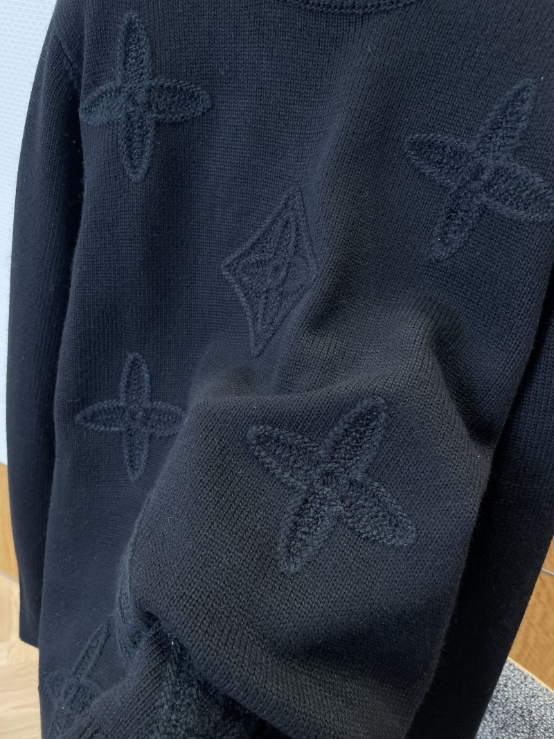 LV Floral Openwork Jacquard Crewneck Knit Sweater 4