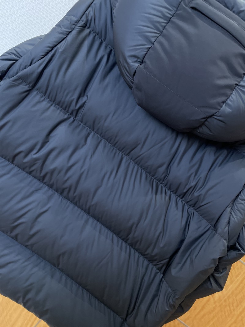 Prada Classic Triangle Logo Detachable Sleeves Down Jacket 1 7