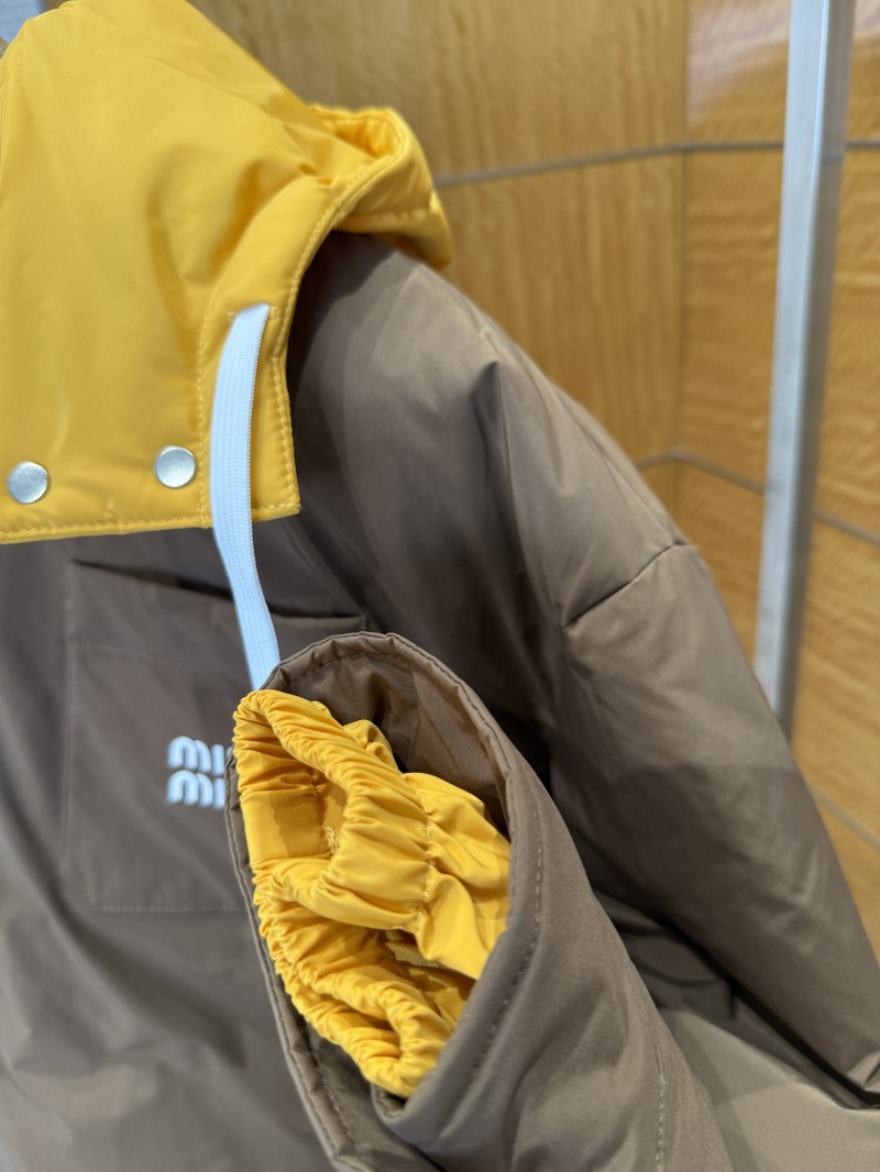Miu Miu Detachable Hooded Short Down Jacket 4