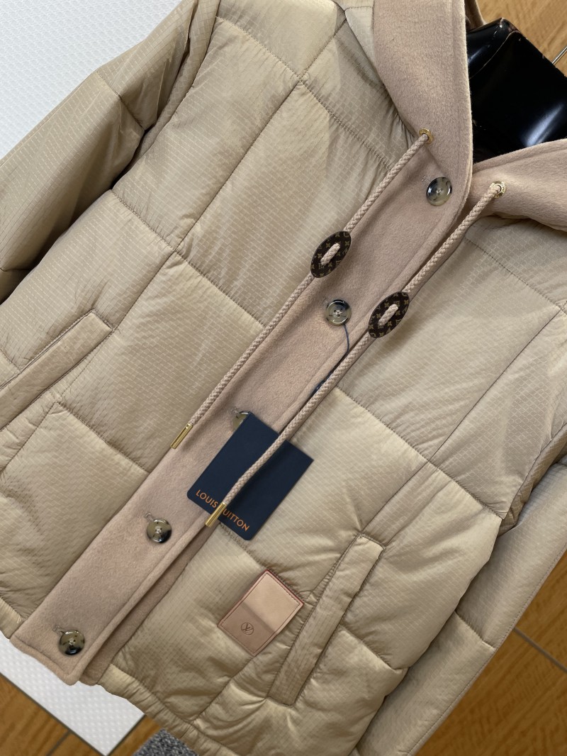 LV leather label color blocked hooded lightweight down jacket 1 3
