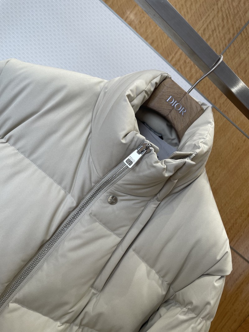 Fendi Detachable Sleeve Stand Collar Down Jacket 2 2