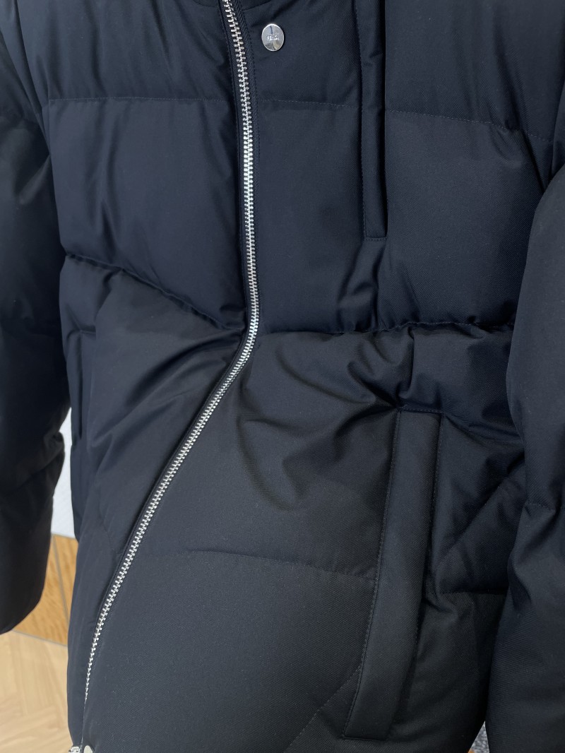 Fendi Detachable Sleeve Stand Collar Down Jacket 3 3