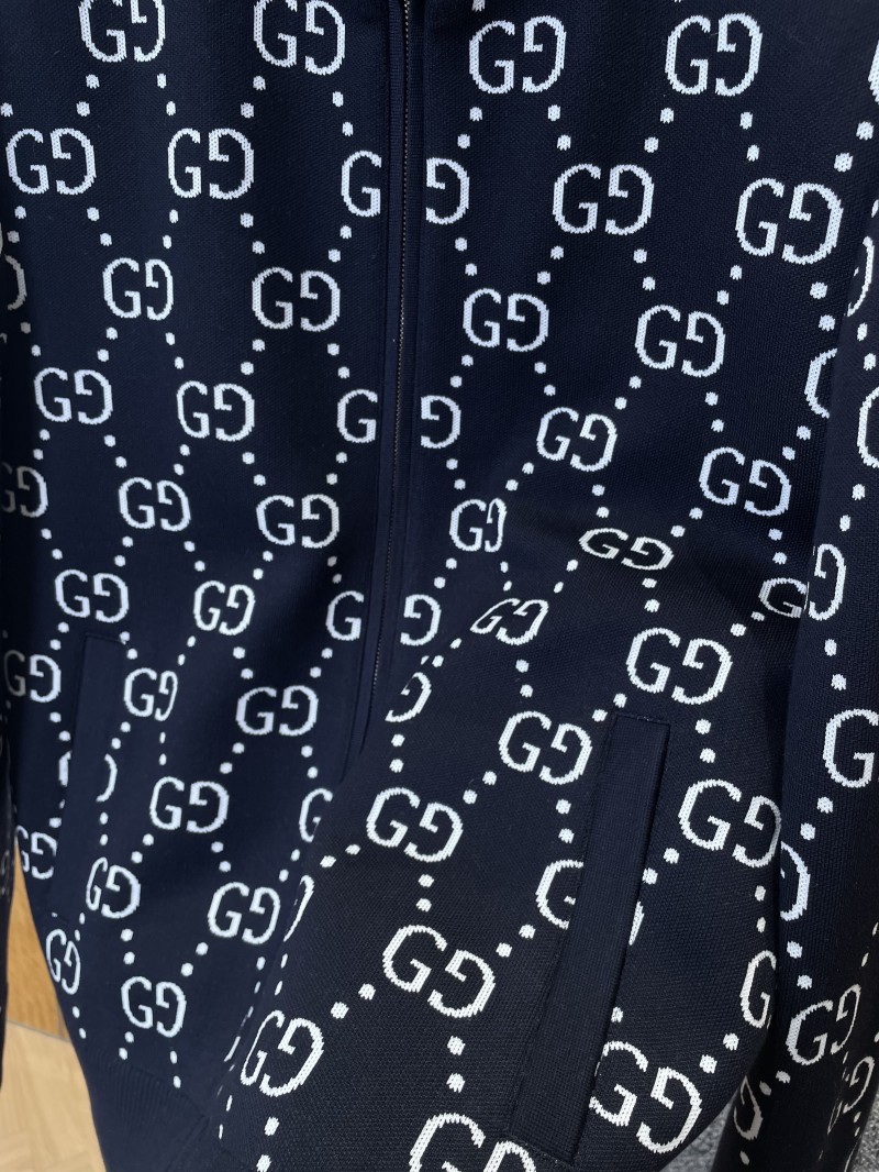 Gucci All-Over Logo Print Knit Down Jacket 4
