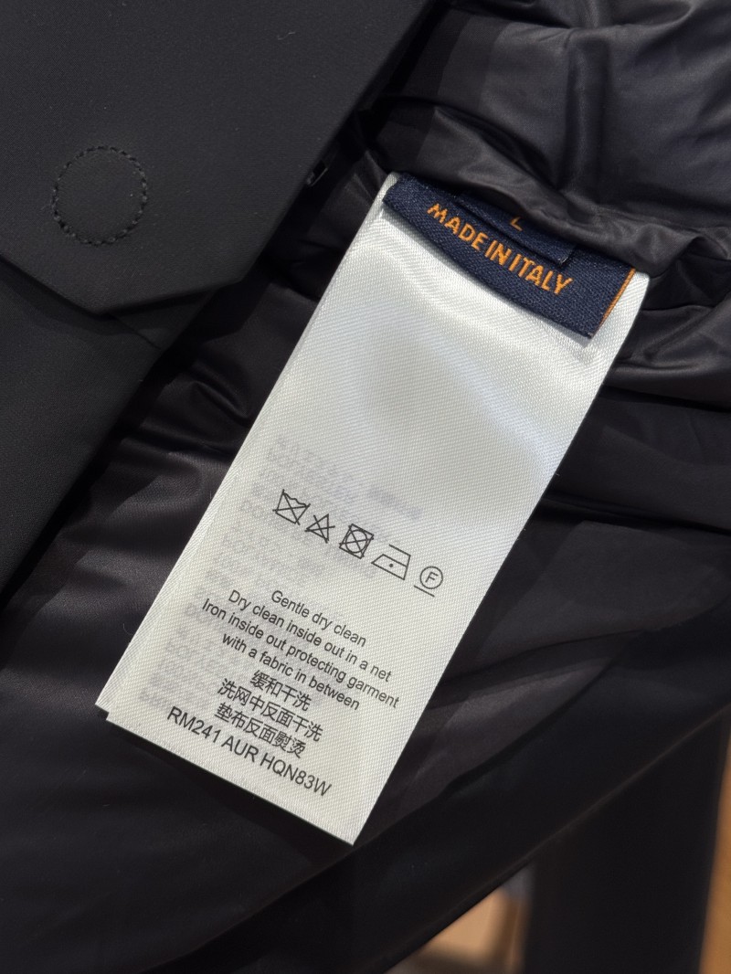 LV Solid Color Hooded Embossed Down Jacket 1 8