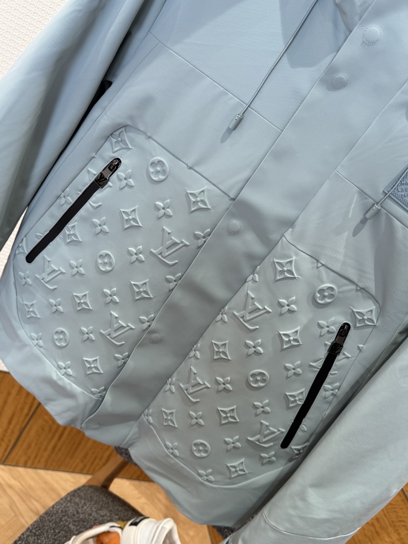 LV Solid Color Hooded Embossed Down Jacket 2 3