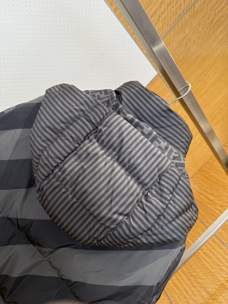 Fendi Striped Reversible All-Over Print Hooded Down Jacket 2 5