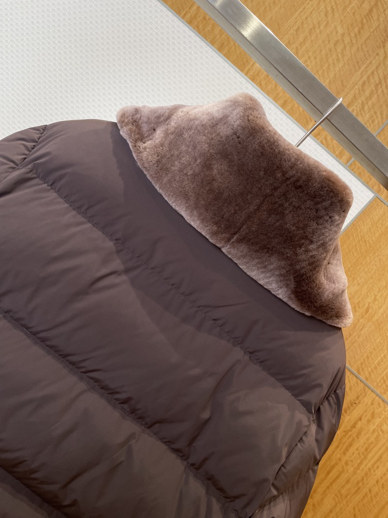 Fendi Fur Collar Ski Jacket Down Jacket 2 5