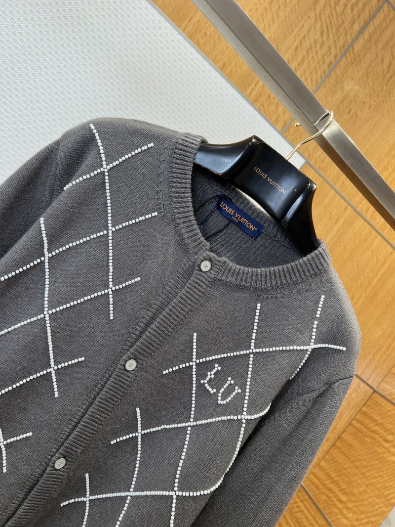 LV Pearl-Embellished Diamond-Quilted Knit Jacket 2