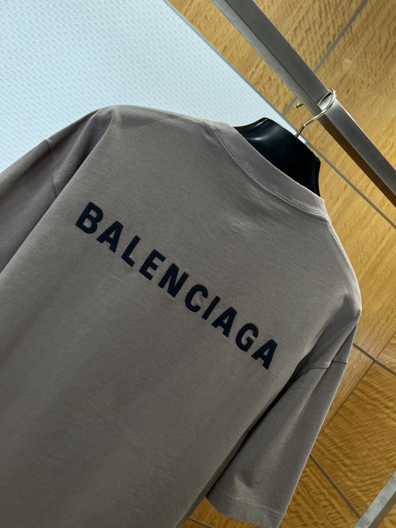 Balenciaga Color-Block Embroidered Crew Neck Short-Sleeve T-Shirt 2 5