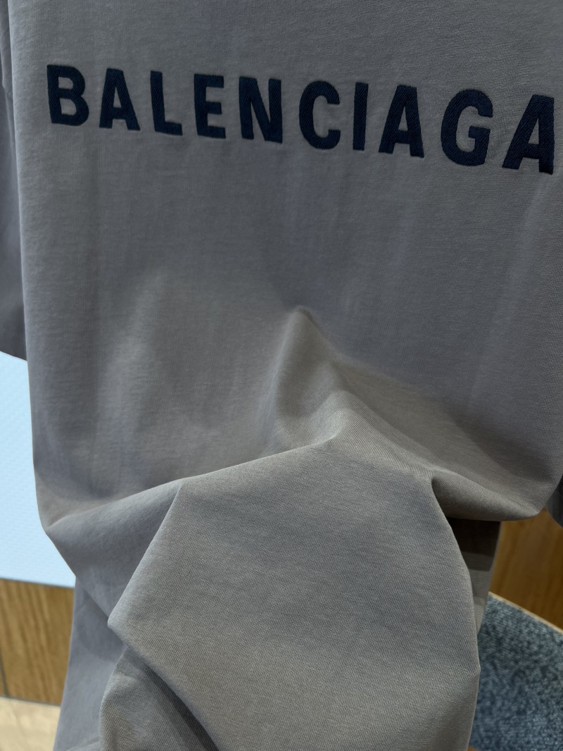 Balenciaga Color-Block Embroidered Crew Neck Short-Sleeve T-Shirt 2 7