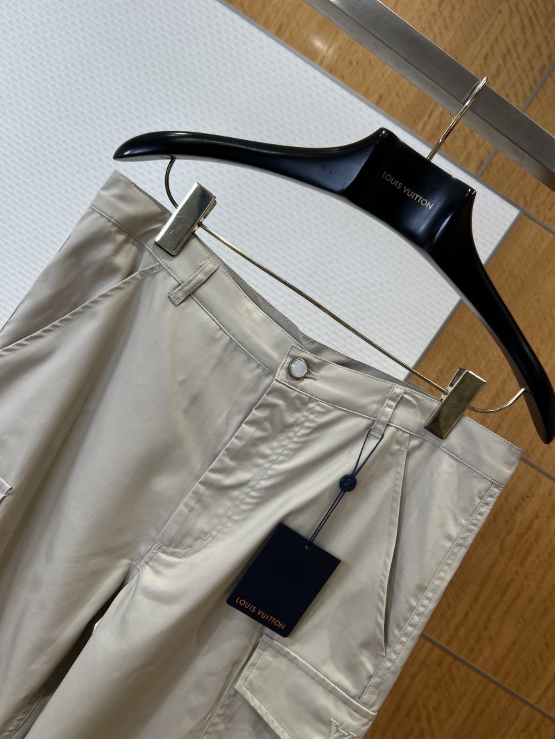 LV Embroidered Workwear Shorts 1 2