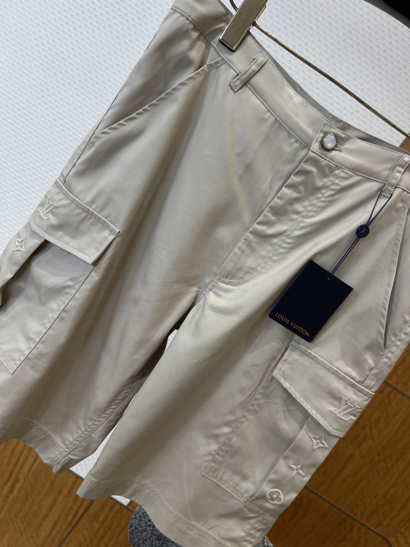 LV Embroidered Workwear Shorts 1 3