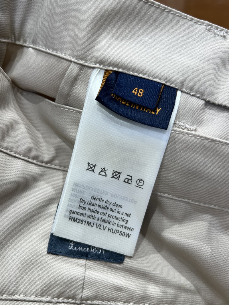 LV Embroidered Workwear Shorts 1 8