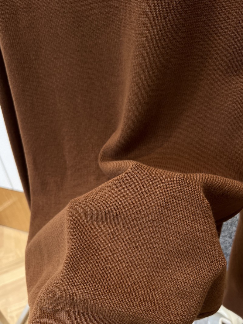 LV Leather Label Knit Cardigan 7