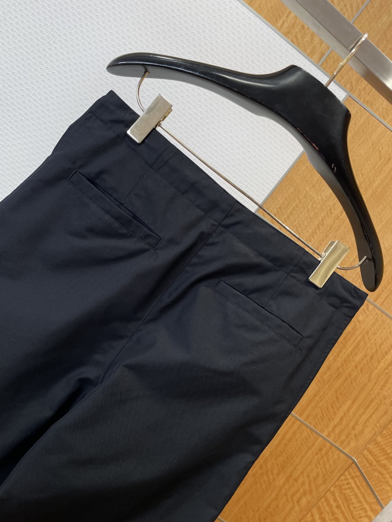 Dior Drawstring Workwear-Inspired Casual Pants 5