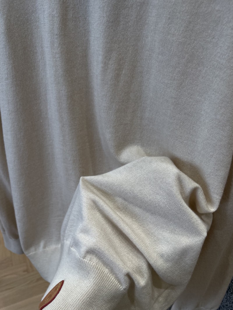 LV Leather Emblem Crew Neck Knit Sweater 4