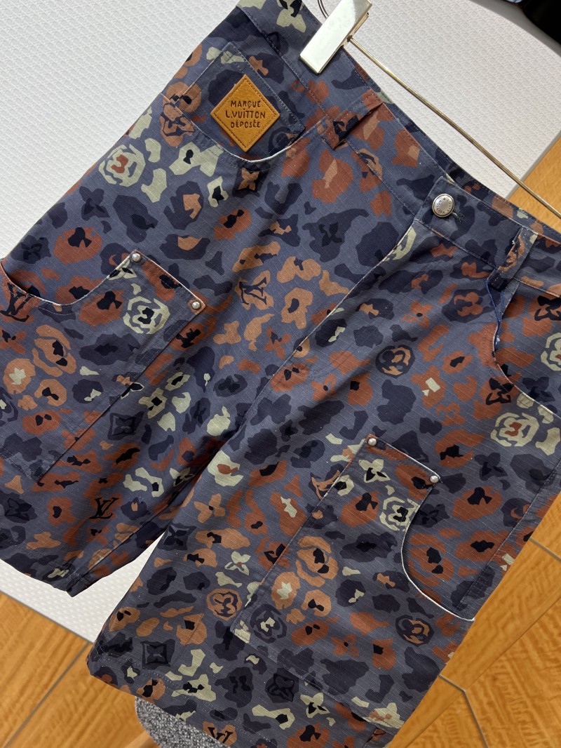 LV Workwear Leopard-Print Floral Shorts 3
