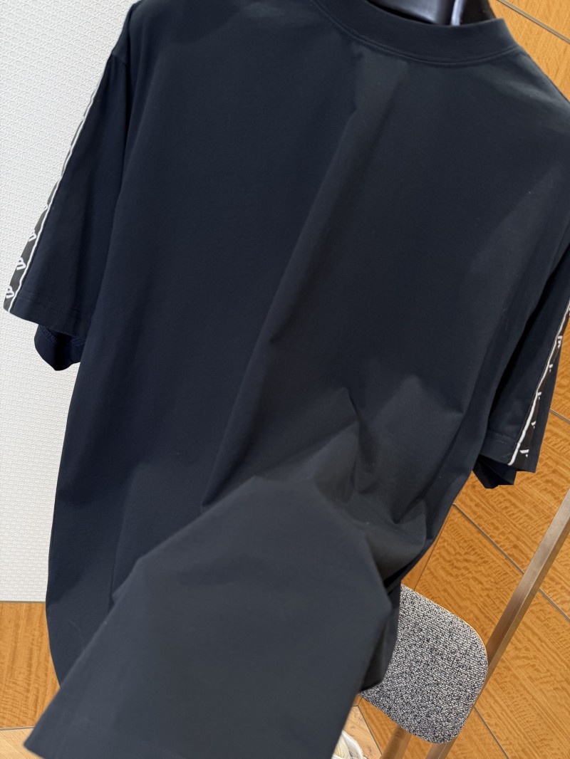 Balenciaga Plain Knit Striped Crew Neck T-Shirt 1 7