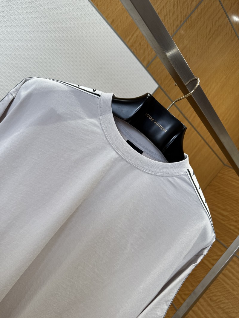 Balenciaga Plain Knit Striped Crew Neck T-Shirt 2 2