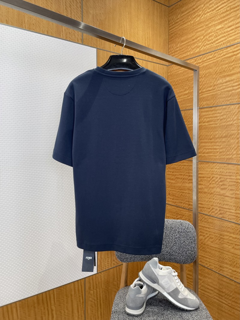 Fendi Metal Logo Minimalist Short-Sleeve T-Shirt 2 1