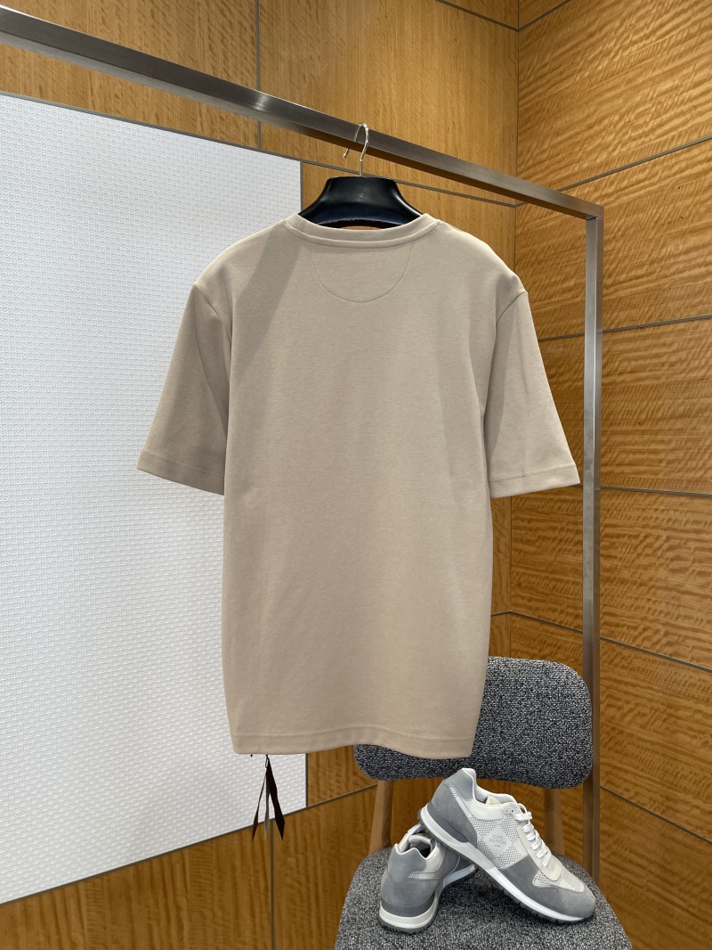 Fendi Metal Logo Minimalist Short-Sleeve T-Shirt 5 1
