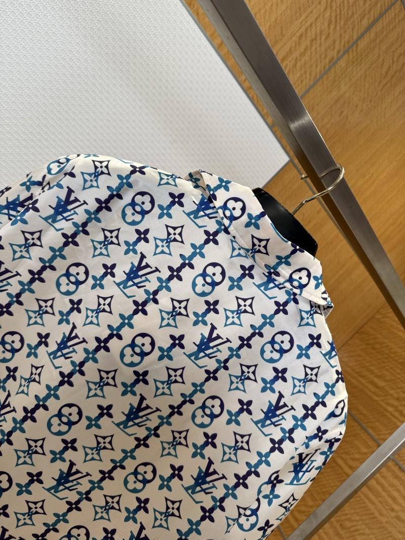 LV logo-printed mulberry silk short-sleeve shirt 4