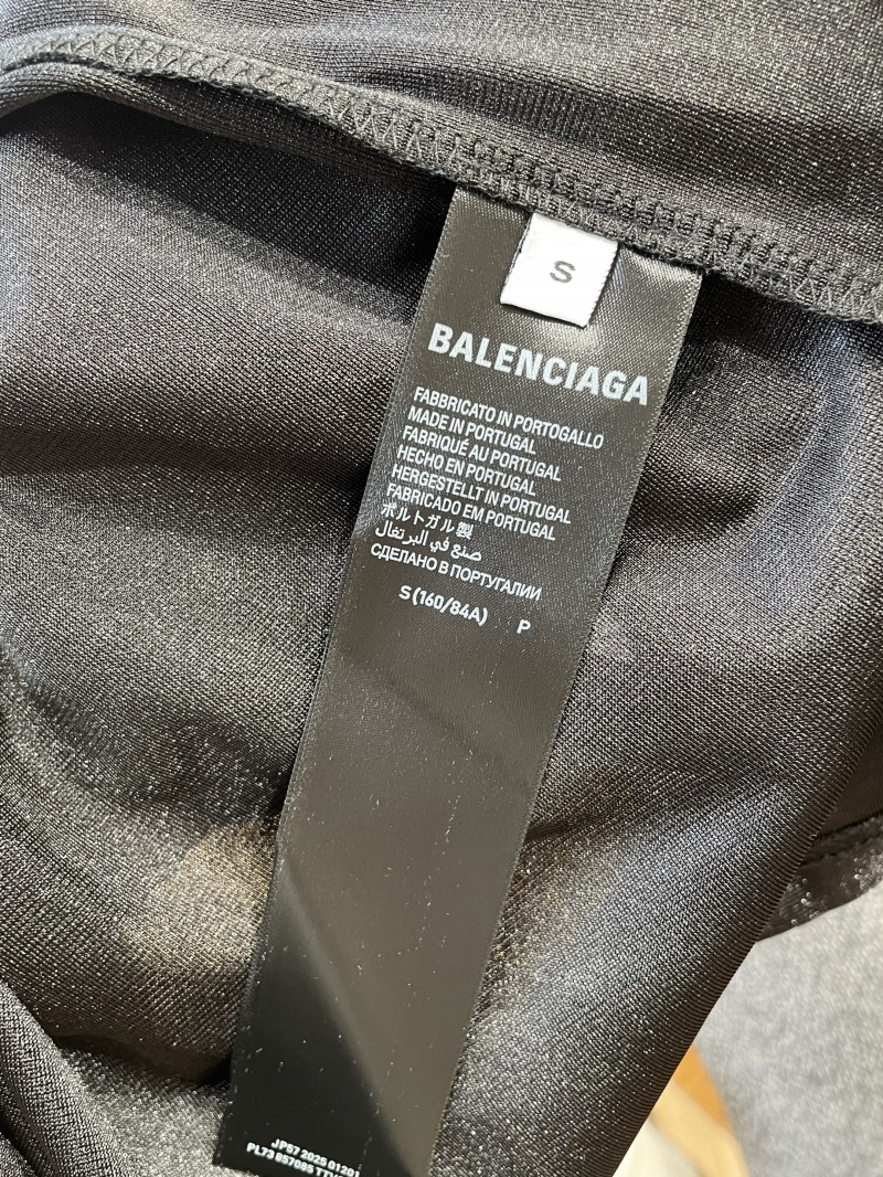 Balenciaga Vintage Sports V-Neck Short-Sleeve T-Shirt 2 8