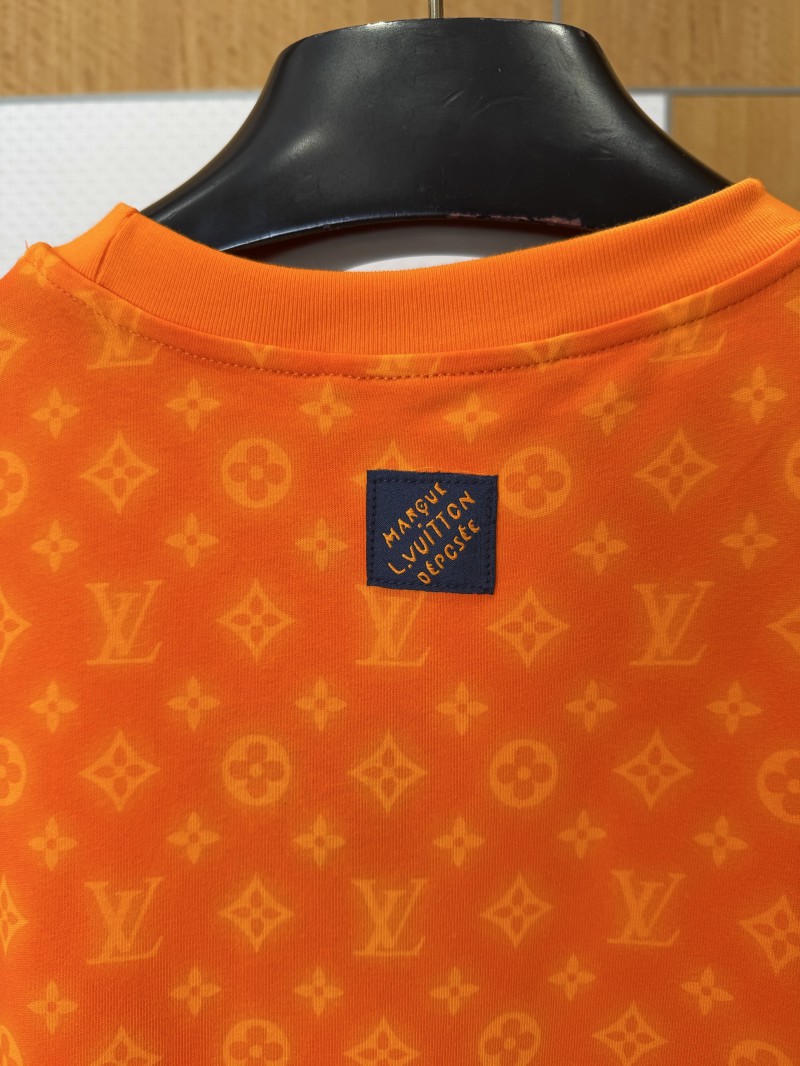 LV Logo Pattern Crew Neck Short Sleeve T-Shirt 6